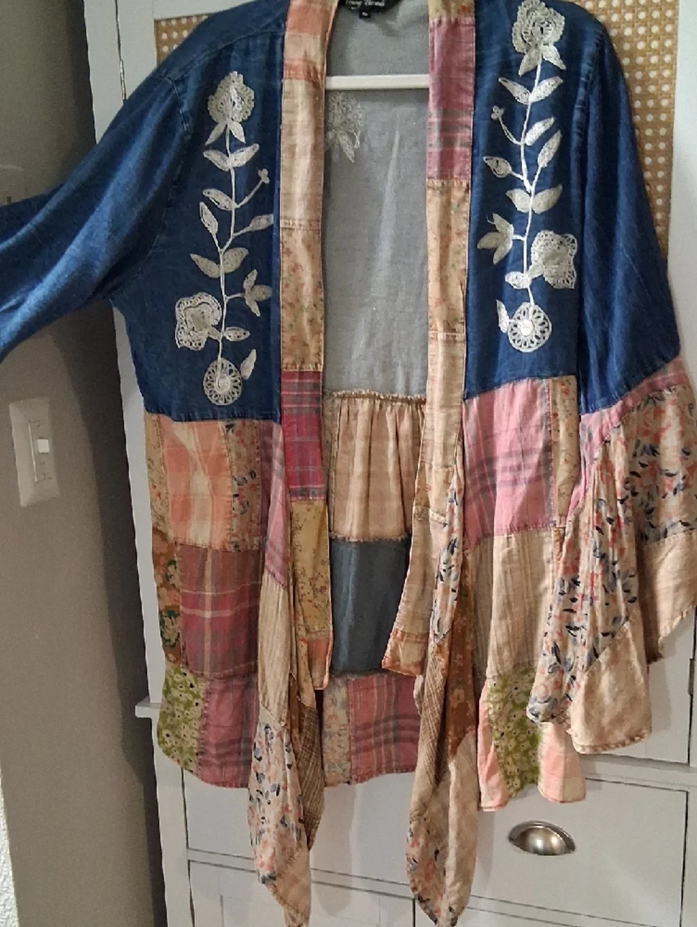 Patchwork Floral Embroidered Open Front Jacket - Blue & Pink - Picture 3 of 9